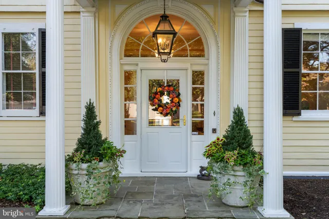 $2,488,000 | 8555 Hill Spring Drive, Lutherville-Timonium, MD 21093