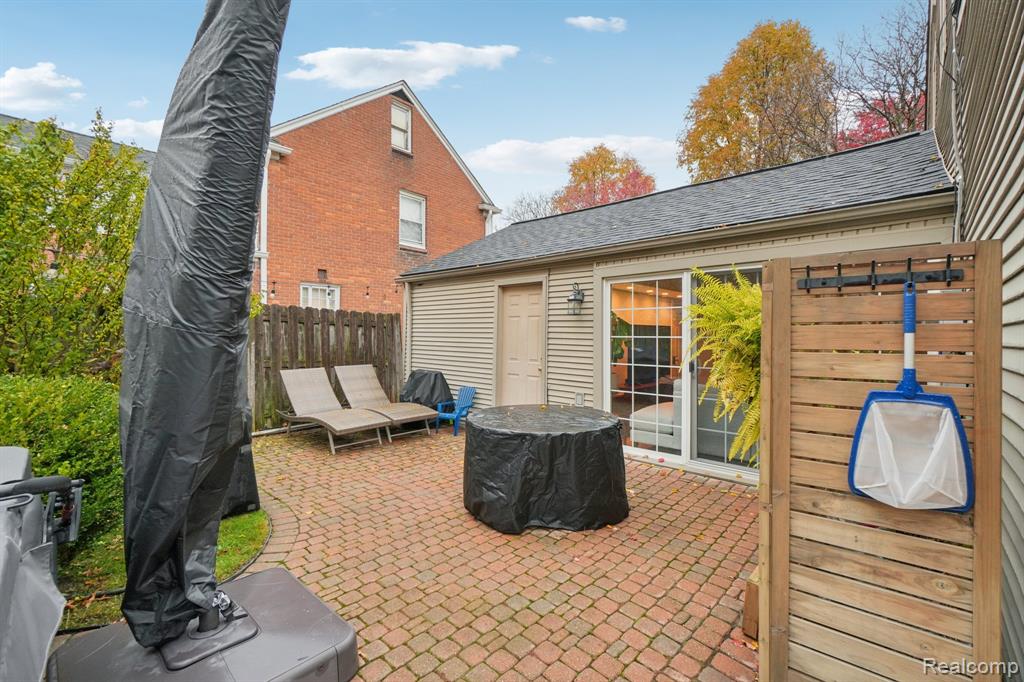 1039 Hawthorne Road Grosse Pointe Woods, MI 48236 - Photo 40 of 63