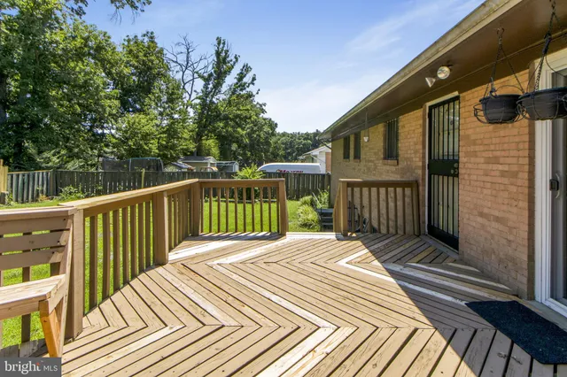 $499,999 | 6311 Barrs Lane, Lanham, MD 20706