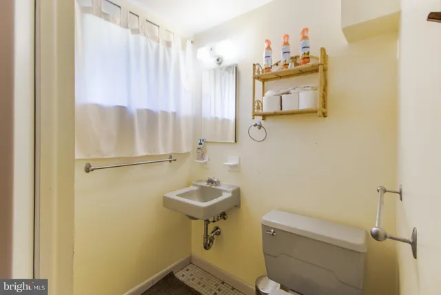 $499,999 | 6311 Barrs Lane, Lanham, MD 20706