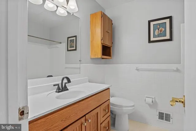 $499,999 | 6311 Barrs Lane, Lanham, MD 20706