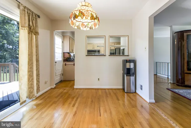 $499,999 | 6311 Barrs Lane, Lanham, MD 20706