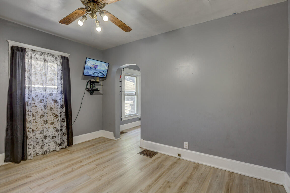 2444 Warren Street Covington, KY 41014 - Photo 4 of 20