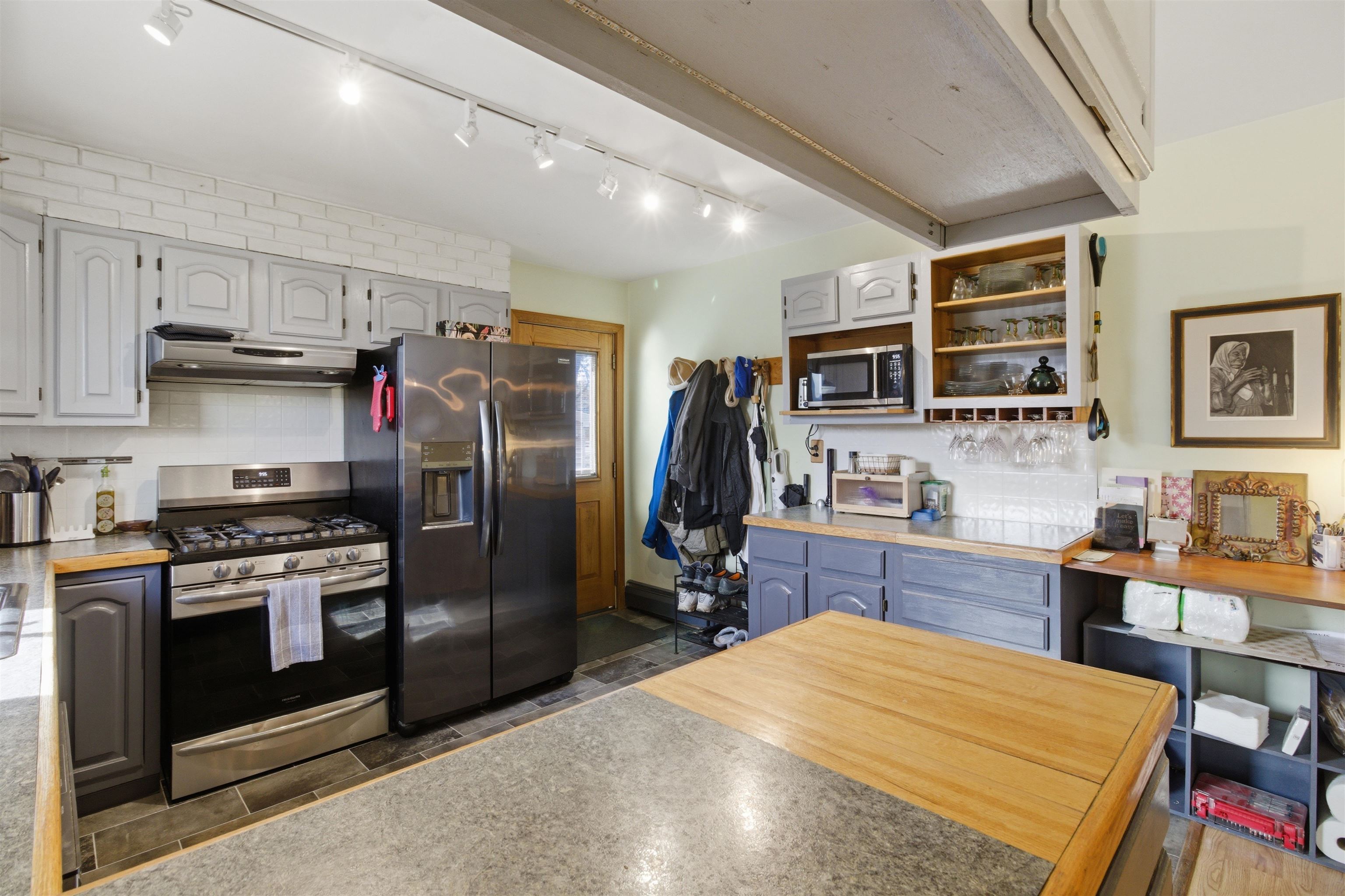 695 Dermody Road Bennington, VT 05201 - Photo 17 of 36