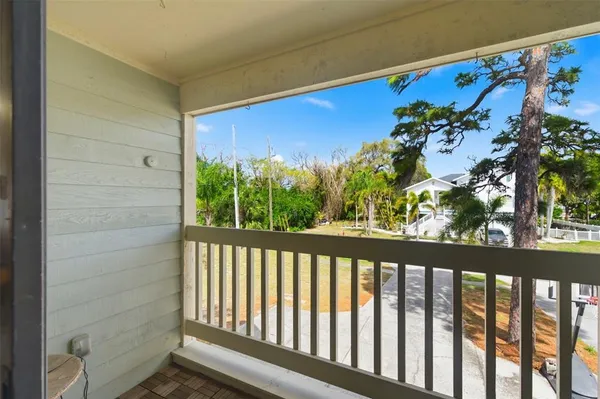 $640,000 | 700 Ohio Avenue, Palm Harbor, FL 34683