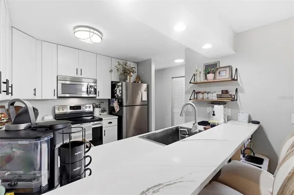 $640,000 | 700 Ohio Avenue, Palm Harbor, FL 34683