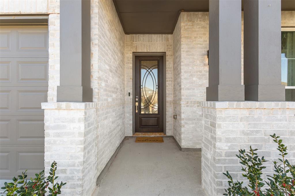 1136 Saddle Ridge Drive Aubrey, TX 76227 - Photo 3 of 26