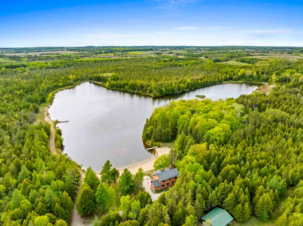$2,700,000 | 4721 Lake Of The Woods Road, Sturgeon Bay, WI 54235