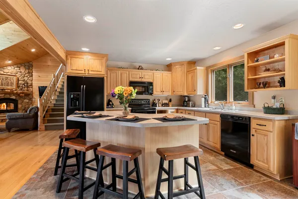 $2,700,000 | 4721 Lake Of The Woods Road, Sturgeon Bay, WI 54235