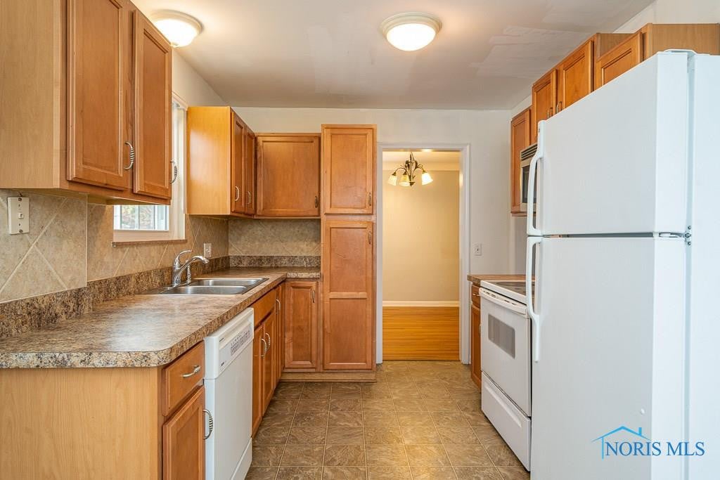 3723 Garrison Road Toledo, OH 43613 - Photo 14 of 43 Gallery Image 14