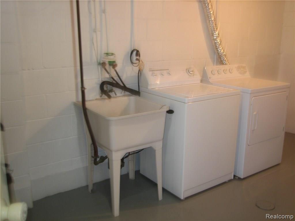 3616 Bishop Road Dryden, MI 48428 - Photo 25 of 28 Basement - Laundry Area