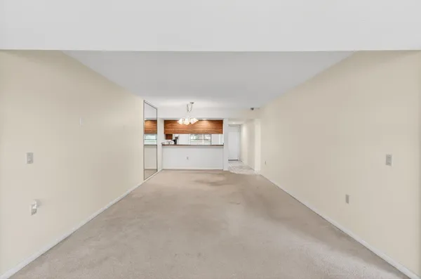 $229,000 | 6049 Balboa Circle, Unit 205, Boca Raton, FL 33433