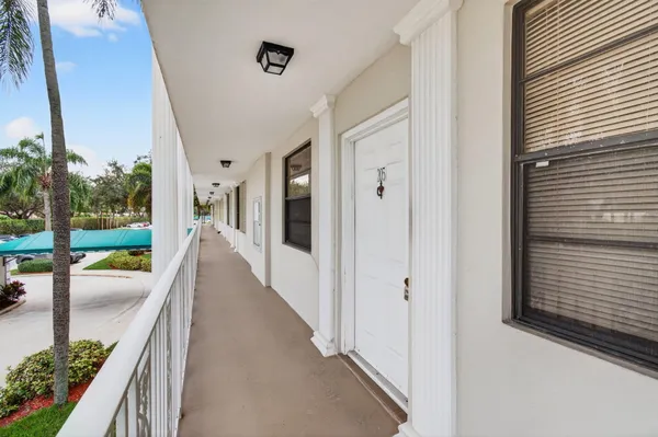 $229,000 | 6049 Balboa Circle, Unit 205, Boca Raton, FL 33433
