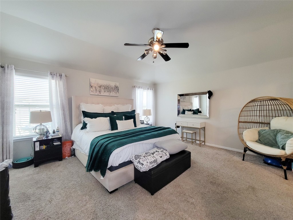 8003 Ecru Lane Rosharon, TX 77583 - Photo 15 of 35 Primary Bedroom