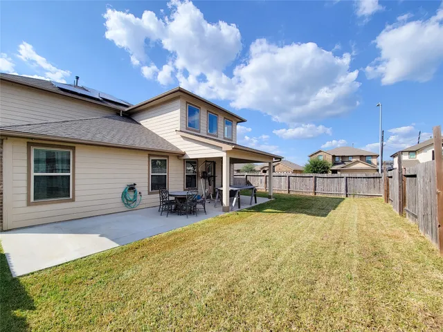 $330,000 | 8003 Ecru Lane, Rosharon, TX 77583