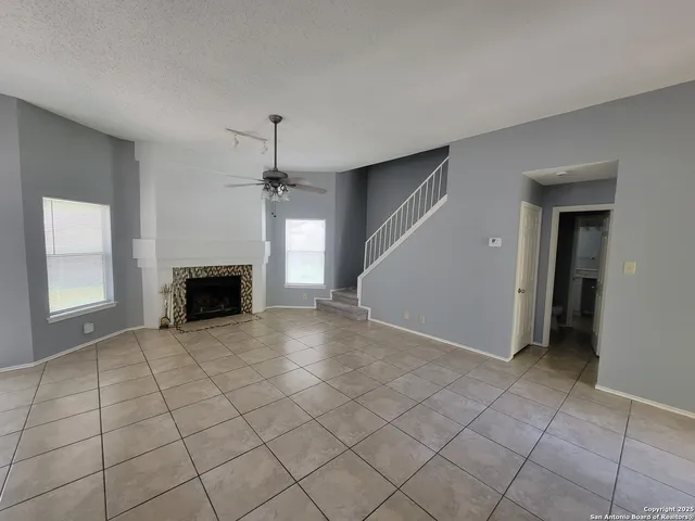 $1,795 | 9222 Autumn Sun, San Antonio, TX 78254
