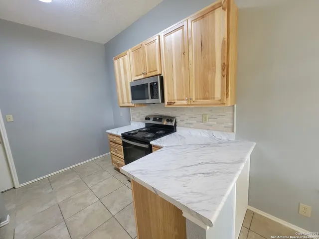 $1,795 | 9222 Autumn Sun, San Antonio, TX 78254