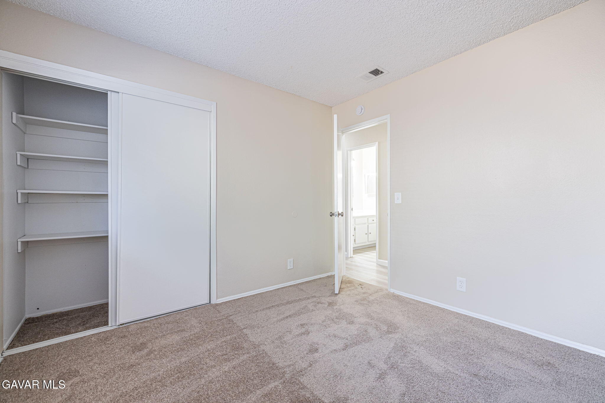 44422 Sancroft Avenue Lancaster, CA 93535 - Photo 21 of 35 a view of an empty room