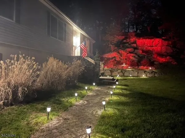 $649,000 | 4 Andover Mohawk Road, Sparta, NJ 07871