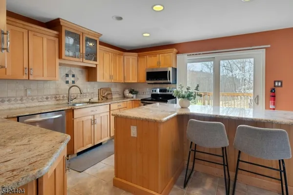 $649,000 | 4 Andover Mohawk Road, Sparta, NJ 07871