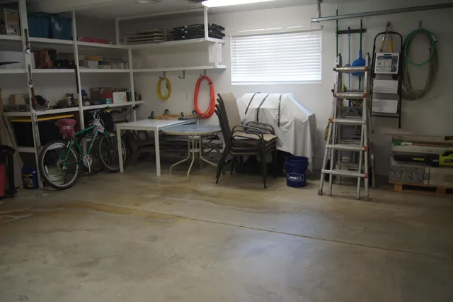 $6,000 | 40361 Preston Trail, Palm Desert, CA 92211