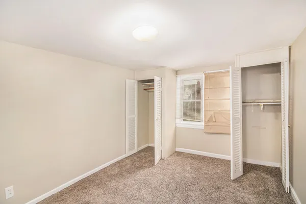 $383,000 | 6953 Mayburn Street, Dearborn Heights, MI 48127