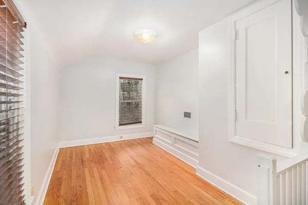 $383,000 | 6953 Mayburn Street, Dearborn Heights, MI 48127