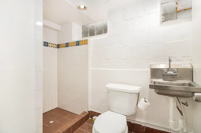 $398,000 | 6953 Mayburn Street, Dearborn Heights, MI 48127