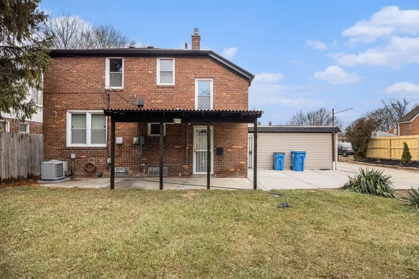 $383,000 | 6953 Mayburn Street, Dearborn Heights, MI 48127