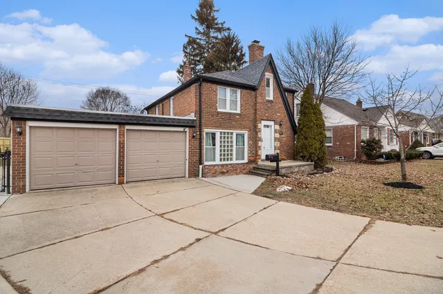 $398,000 | 6953 Mayburn Street, Dearborn Heights, MI 48127