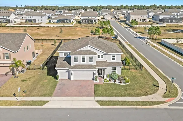 $750,000 | 6076 Sierra Crown Street, Mount Dora, FL 32757