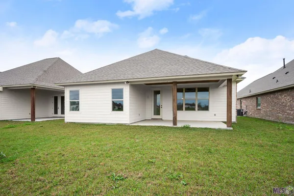 $362,999 | 3237 Creekmere Lane, Baton Rouge, LA 70810