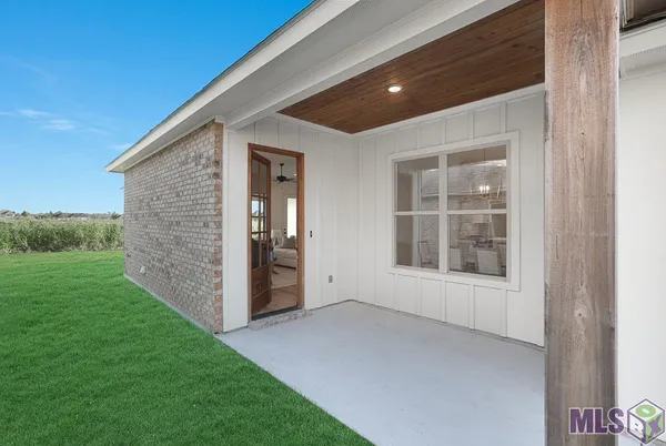 $362,999 | 3237 Creekmere Lane, Baton Rouge, LA 70810