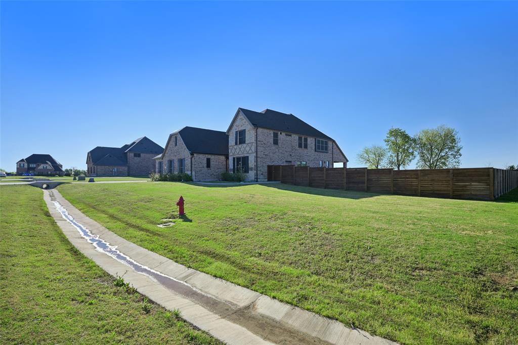 1114 Cedar Street Howe, TX 75459 - Photo 2 of 39