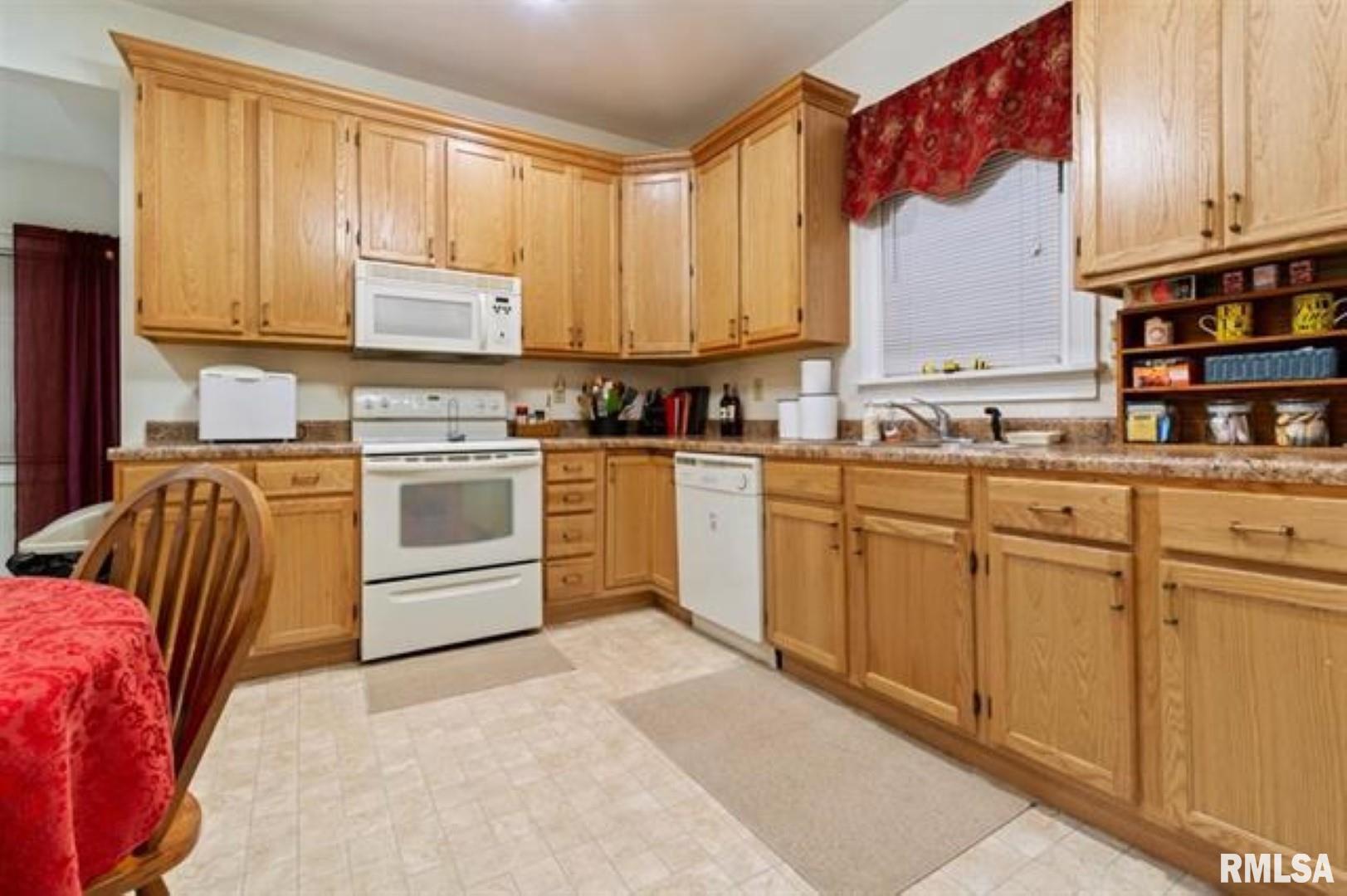 1121 North 5th Street Springfield, IL 62702 - Photo 10 of 18