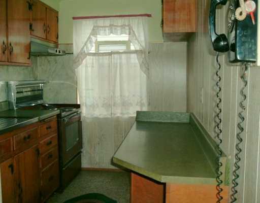 831 Shadycrest Road Beechview, PA 15216 - Photo 4 of 4 Kitchen.