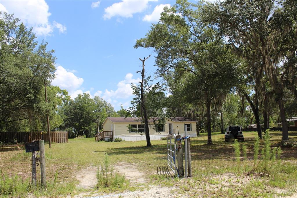 112 Juniper Road Hawthorne, FL 32640 - Photo 3 of 38
