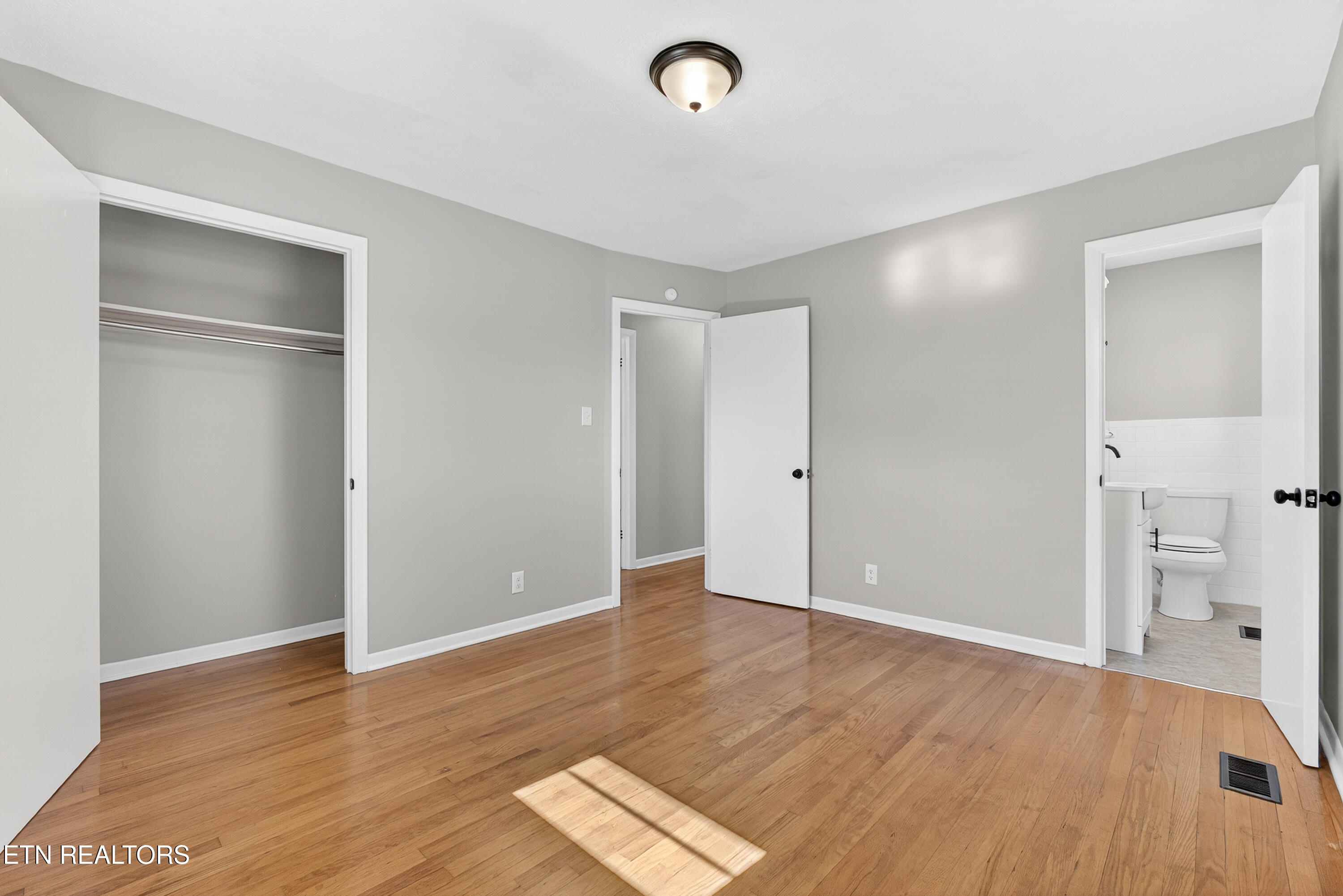 1715 Levy Drive Powell, TN 37849 - Photo 11 of 16 LB1A4899-2