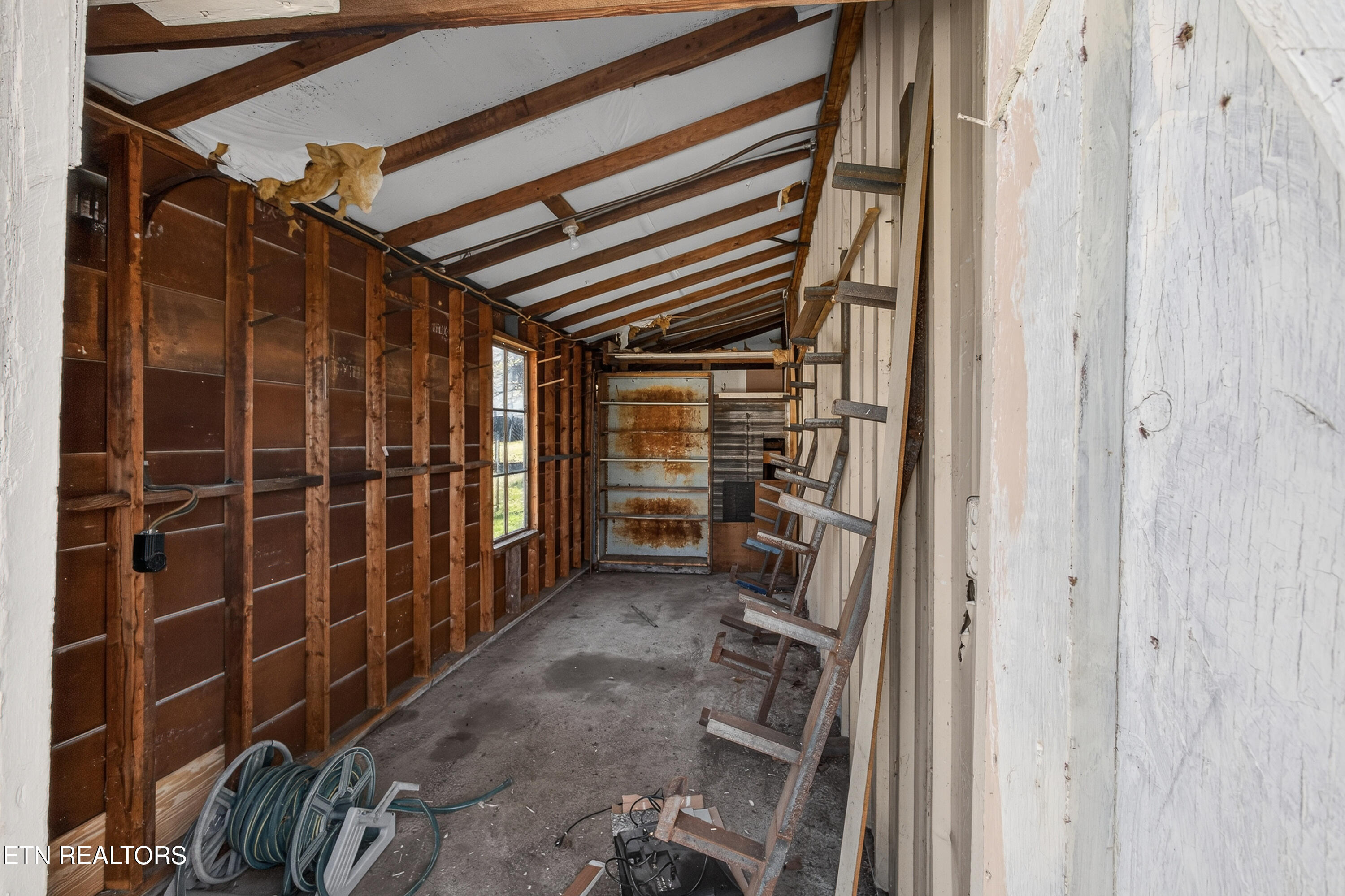 1715 Levy Drive Powell, TN 37849 - Photo 16 of 16 LB1A4854-2