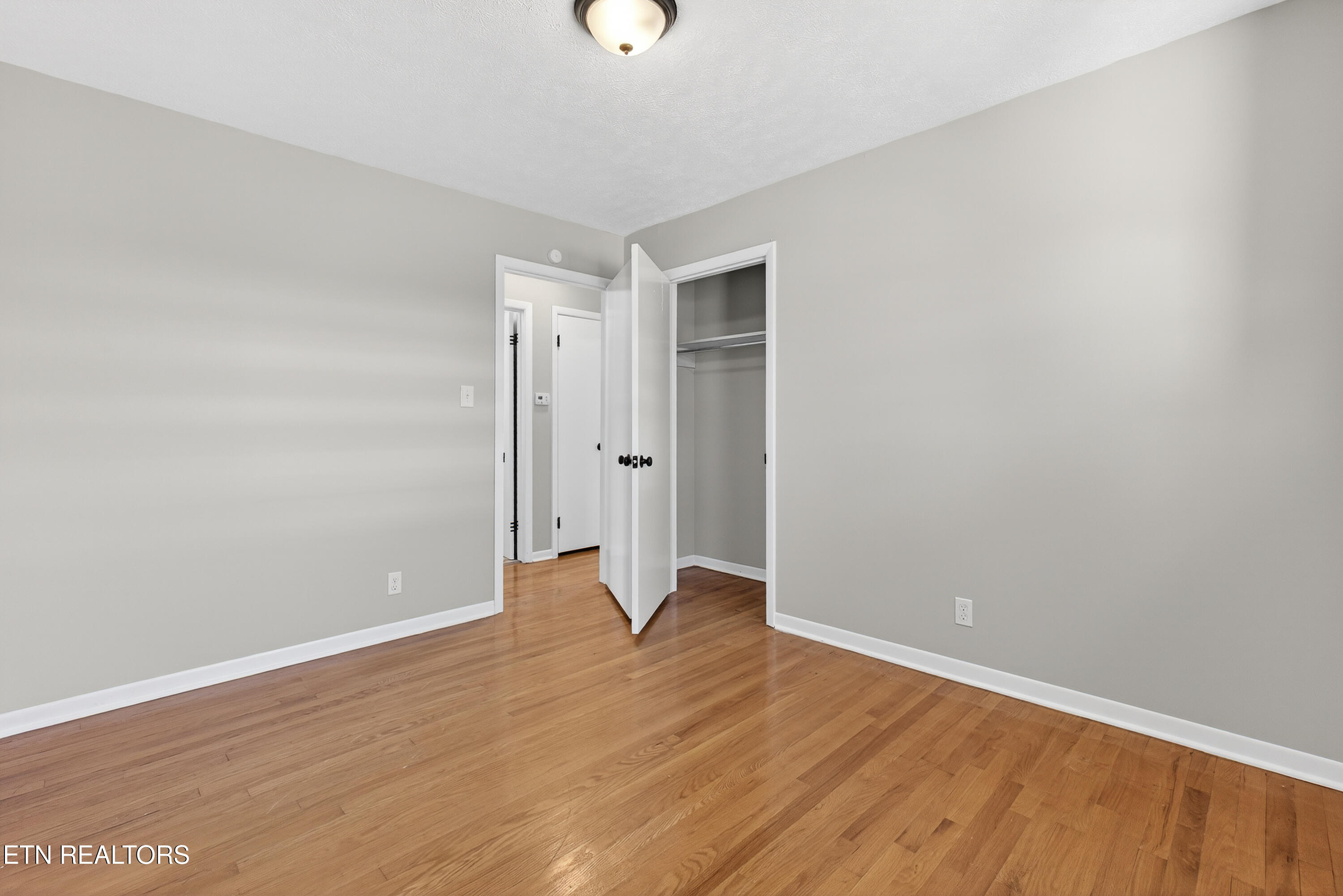 1715 Levy Drive Powell, TN 37849 - Photo 6 of 16 LB1A4886-2