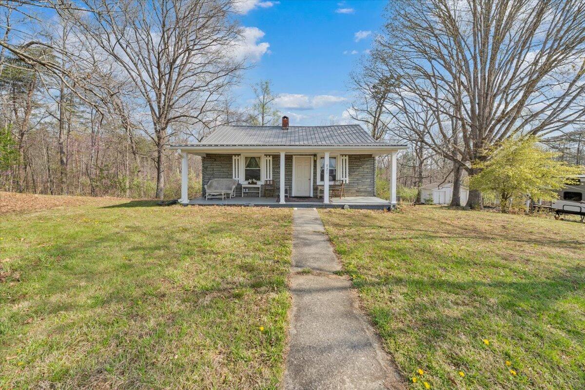 825 Knob Church Road Henry, VA 24102 - Photo 32 of 61 33-MIB04923
