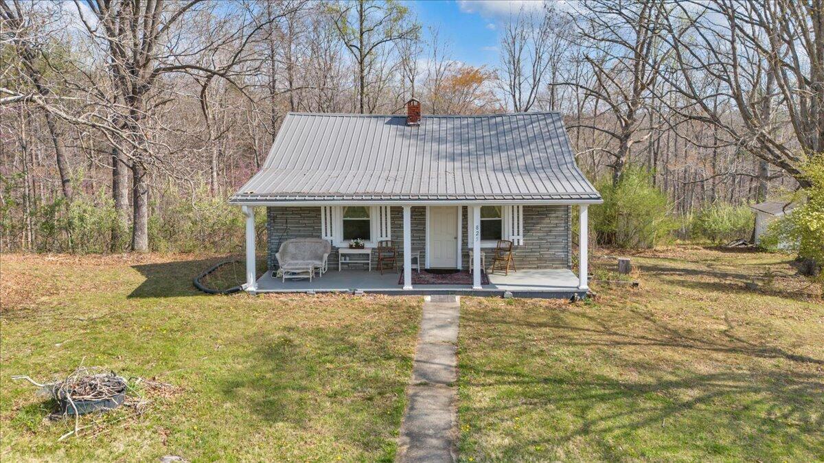 825 Knob Church Road Henry, VA 24102 - Photo 7 of 61 40-DJI_20260331105027_0002_D