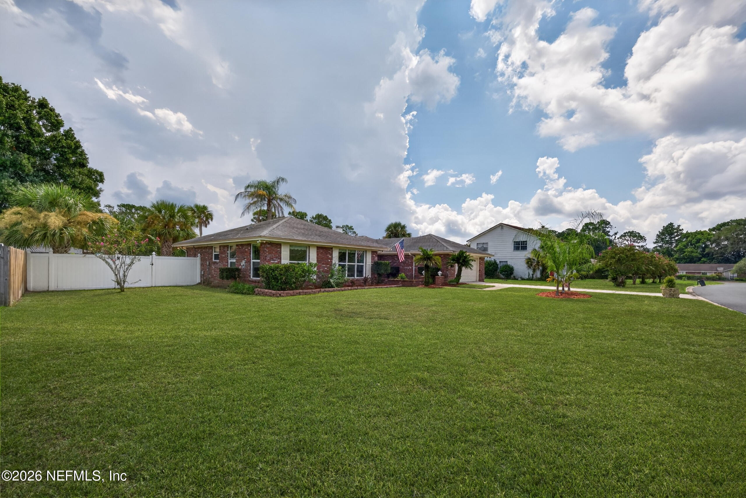 5627 Fort Sumter Road Jacksonville, FL 32210 - Photo 4 of 45 003_DSC02423