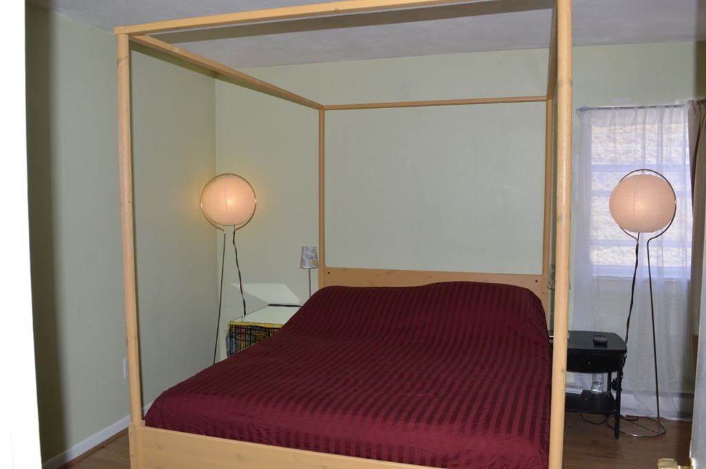 116 Spring Street, Unit B2 Boston, MA 02132 - Photo 4 of 9 Gallery Image 4
