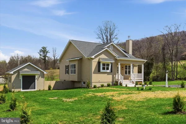 $510,000 | 11 Scenic Lane, Flint Hill, VA 22627