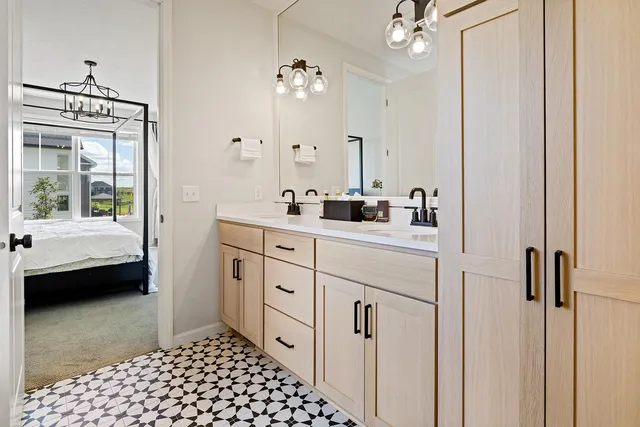 $685,000 | 6510 Harvest Way, Chaska, MN 55318