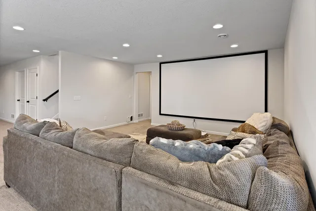 $685,000 | 6510 Harvest Way, Chaska, MN 55318