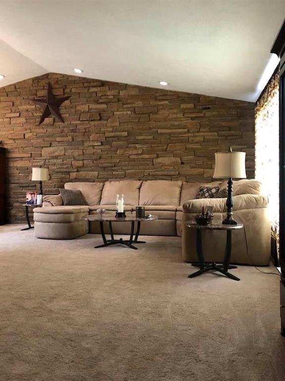 623 Morgantown Road Uniontown, PA 15401 - Photo 3 of 22