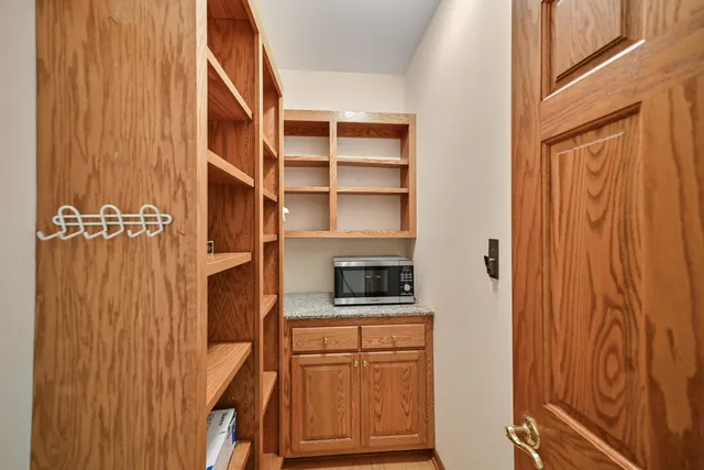 $939,000 | 3230 Yale Court, Brookfield, WI 53005