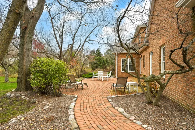 $939,000 | 3230 Yale Court, Brookfield, WI 53005